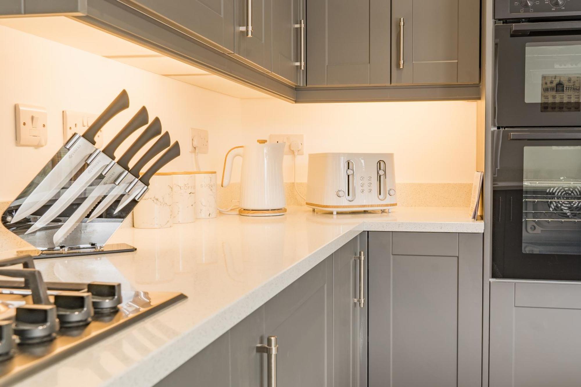Beautifully Done 5 Bed Barn Conversion In Heswall - Sleeps Up To 10 Exterior foto